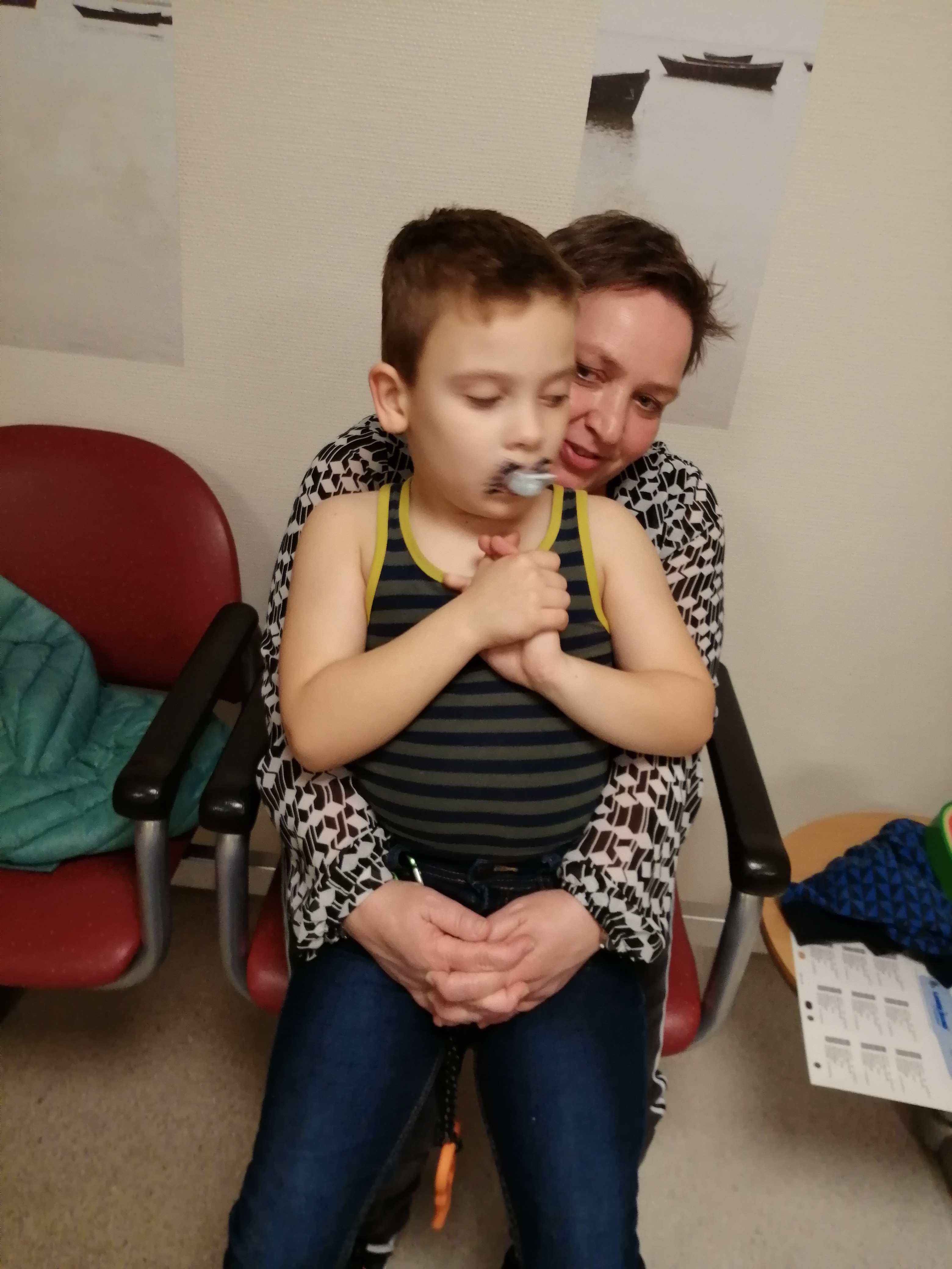 schoot mama wachtkamer zgt